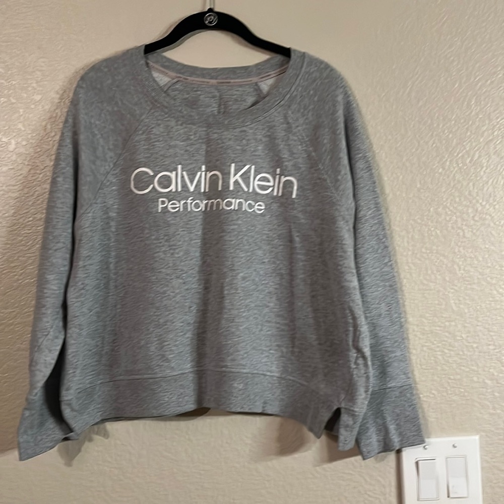 CK gray sweatshirt